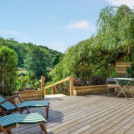 Fuchsia - Uk50454 펜션